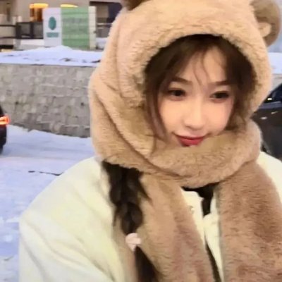 阿薇尔与虚构世界